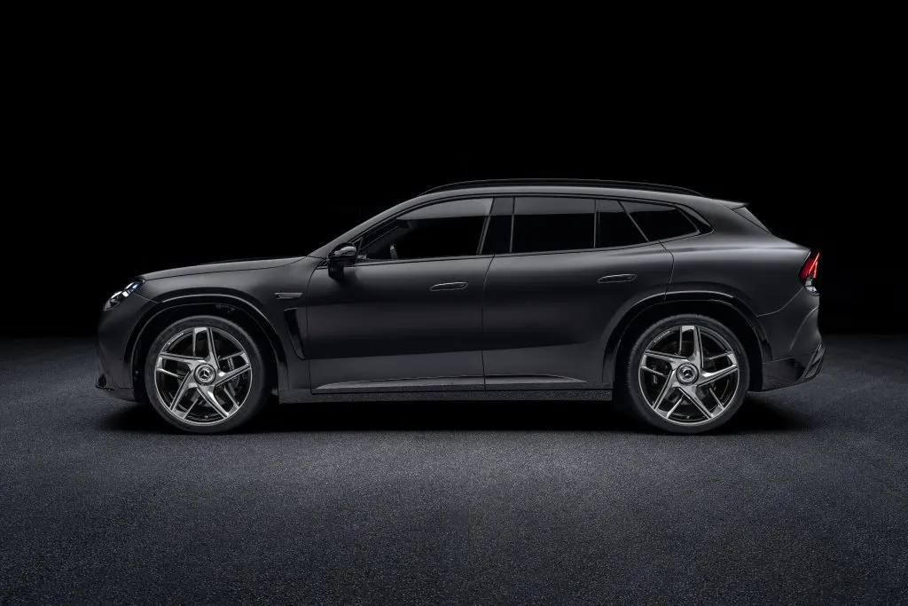 Mercedes-AMG GT SUV 側面比例與低車頂