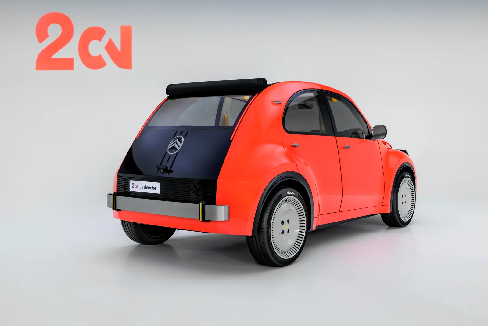 2 CV Concept 黑色尾門與後側車身